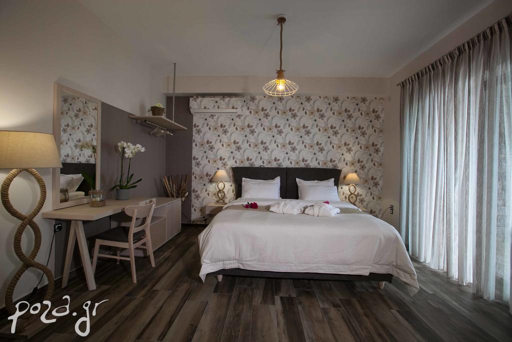 Petra Thea Apartment Kalamata Exterior photo
